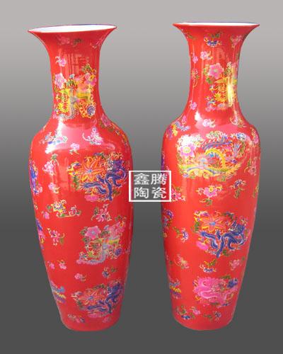 供應(yīng)中國(guó)紅雕紋大花瓶-陶瓷禮品，*紅瓷花瓶，鑫騰陶瓷
