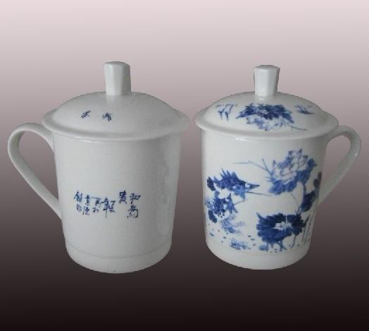 供應陶瓷茶杯，青花瓷茶杯，禮品杯