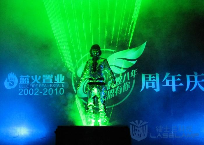 供應(yīng)激光燈設(shè)計生產(chǎn)安裝供應(yīng)批發(fā)、文字激光燈、搖頭激光燈