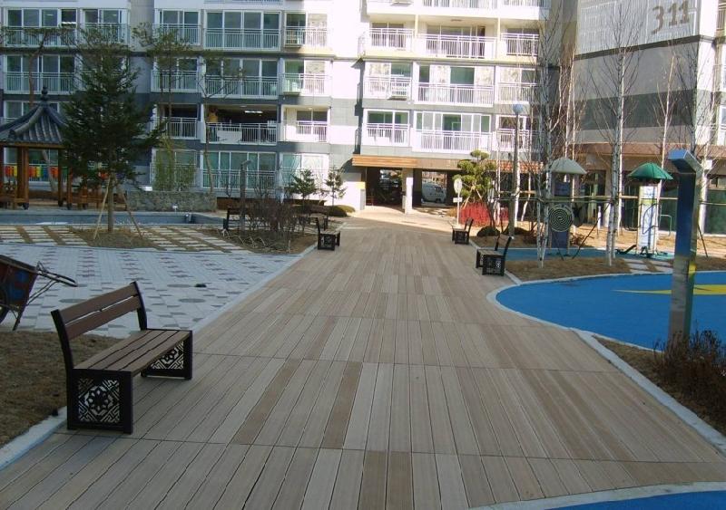 供應(yīng)來(lái)賓塑木地板，就找沛迪園林景觀0772-3858689