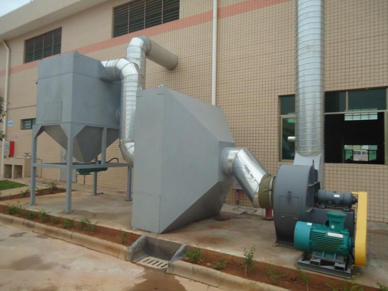 廣東飛藍(lán)彈匣式集塵機(jī)_工業(yè)用吸塵器_濾筒除塵器_鍋爐除塵器