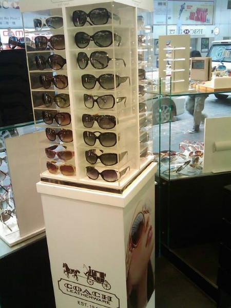 眼鏡展柜效果圖眼鏡展示柜眼鏡展架眼鏡店面設(shè)計裝修眼鏡柜臺定做