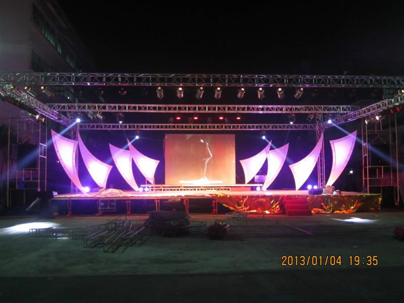 供應(yīng)佛山南海區(qū)里水晚會(huì)音響投影儀租賃