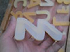 供應(yīng)深圳市PC噴砂加工廠