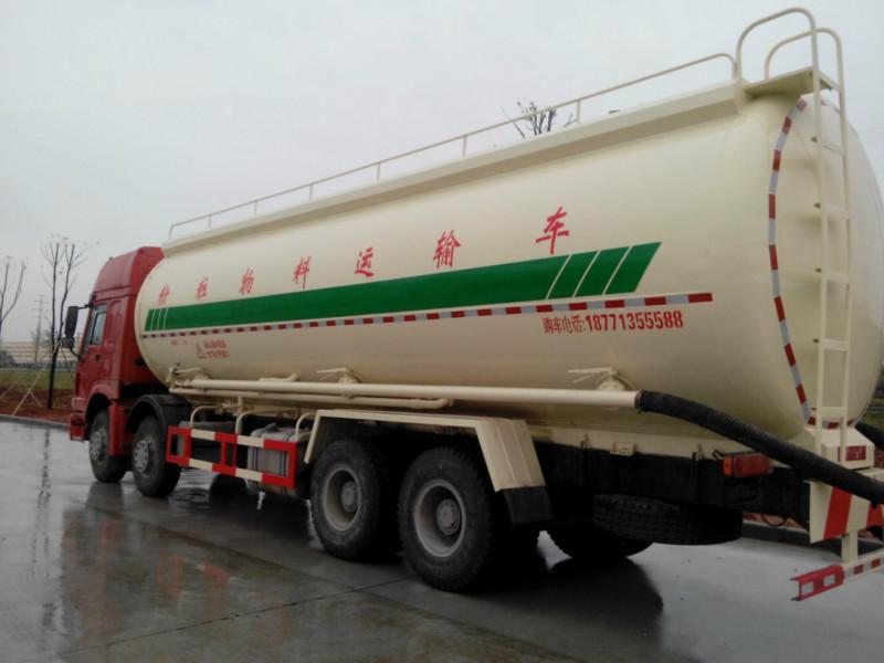 重汽豪沃前四后八40立方散裝水泥車圖片/重汽豪沃前四后八40立方散裝水泥車樣板圖 (2)