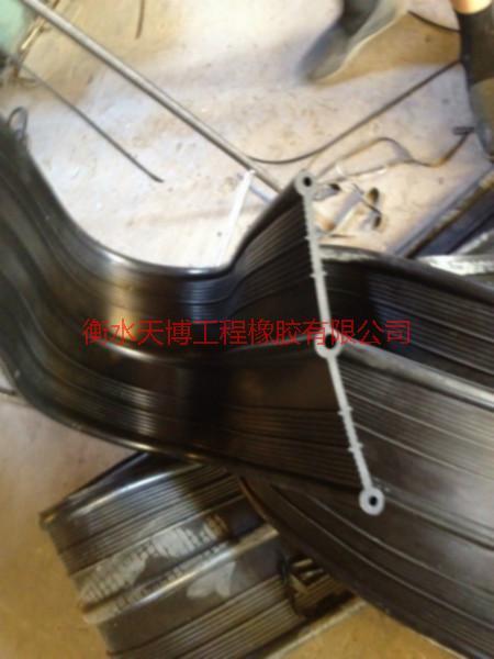 背貼式橡膠止水帶廠家報家