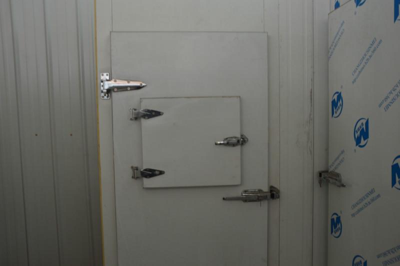 供應(yīng)常州冷庫(kù)保溫門-常州冷庫(kù)保溫門價(jià)格-常州市易冷制冷配件廠