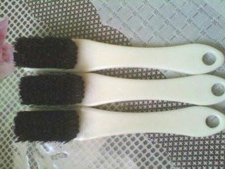 供應(yīng)黑色硬*鬃白豬鬃毛刷