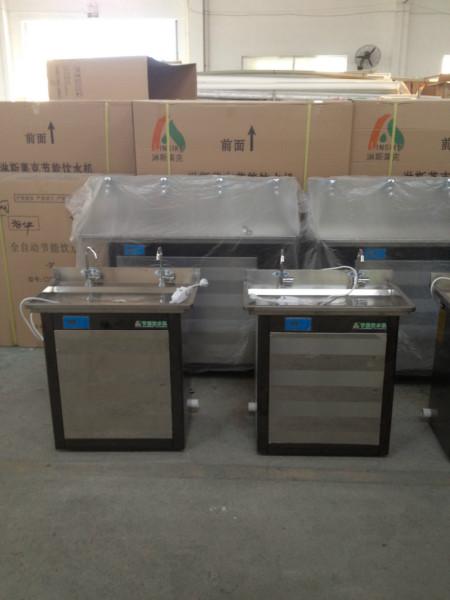 山東節(jié)能飲水機(jī)供應(yīng)商-校園節(jié)能飲水機(jī)價格- 幼兒園溫?zé)衢_水器批發(fā)