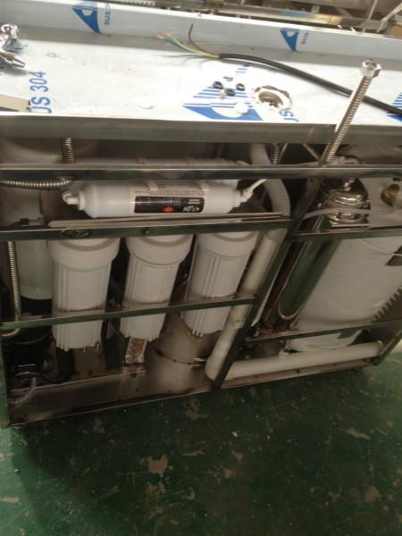 供應(yīng)湖南長沙學(xué)校電開水器-飲水機(jī)報(bào)價(jià)-學(xué)校宿舍電開水器-學(xué)校節(jié)能飲水機(jī)