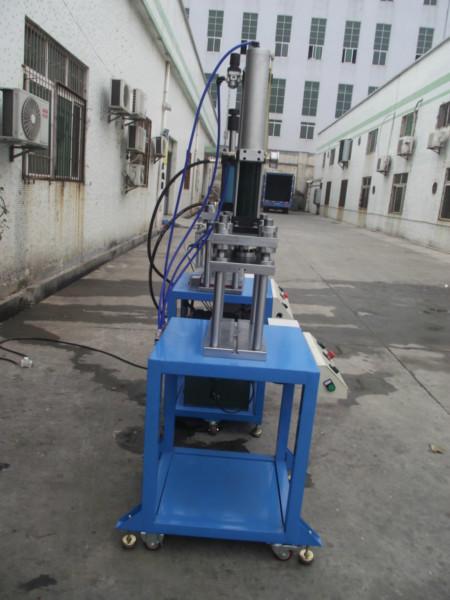 廠家供應(yīng) 3噸氣液增壓沖床