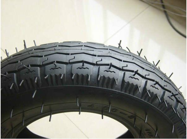 供應(yīng)青島輕卡車輪胎8.25-20青島輪胎報價8.25-20