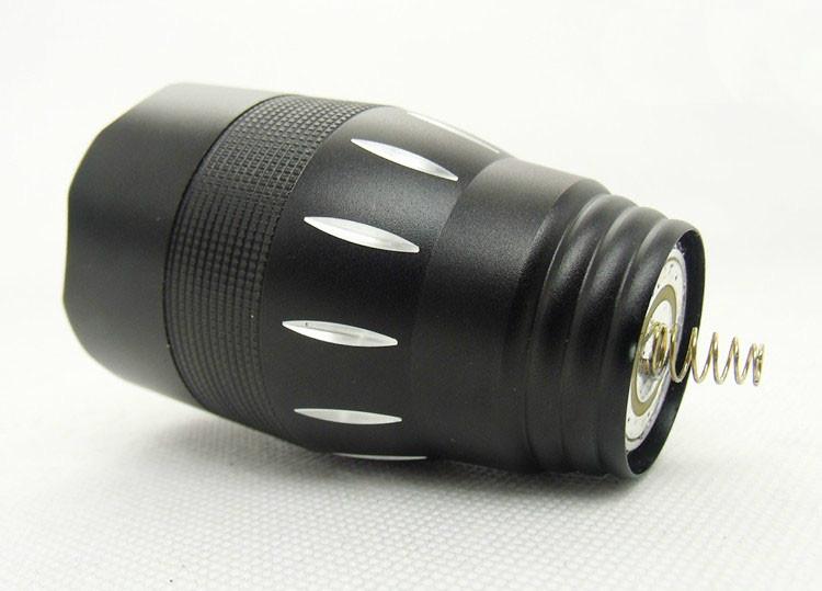 供應(yīng)戶(hù)外家用CREE Q5 鋁合金手電筒廠家批發(fā)