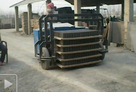 供應(yīng)鄭州加氣砌塊機(jī)械廠(chǎng)家混凝土磚