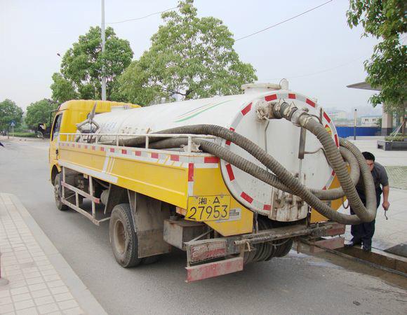 供應(yīng)肇慶專業(yè)河涌清理、大旺高新區(qū)污水污泥清運 端州潛水打撈