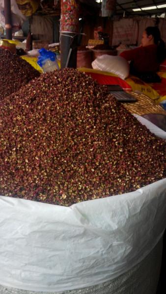 供應(yīng)漢源紅花椒，漢源紅花椒批發(fā)，漢源紅花椒產(chǎn)地直銷，漢源紅花椒價(jià)格