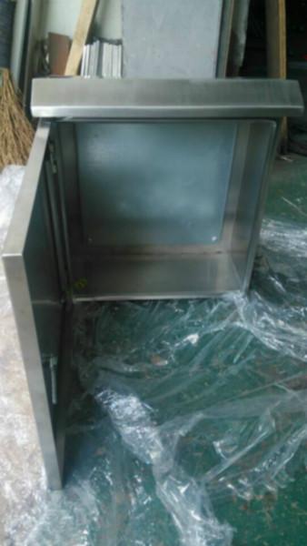 供應(yīng)前單門防雨帽控制箱箱體