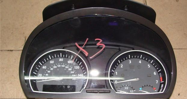 新款寶馬X3儀表拆車件圖片