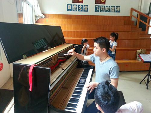 大良哪找鋼琴調(diào)音、容桂哪有YAMAHA買、倫教找KAWAI