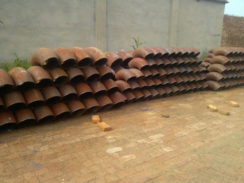 供應(yīng)碳鋼彎頭價(jià)格、山東碳鋼彎頭、碳鋼彎頭價(jià)格、高壓彎頭定做