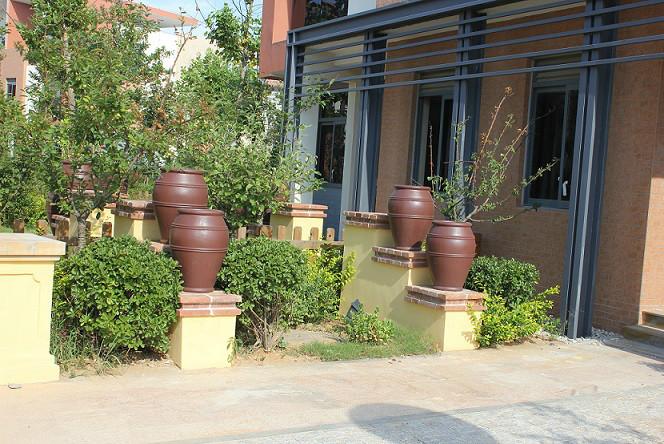 供應(yīng)真石漆花缽水泥花缽玻璃鋼花缽花盆