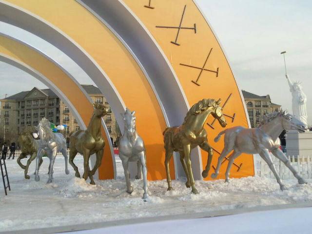 供應(yīng)仿真動物雕塑玻璃鋼烤漆動物雕塑