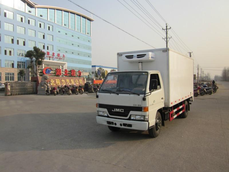 程力公司長期供應(yīng)各類冷藏車，*