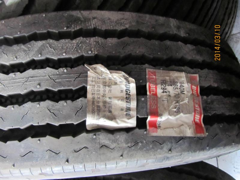 供应普利司通进口235/75R17.5卡车轮胎