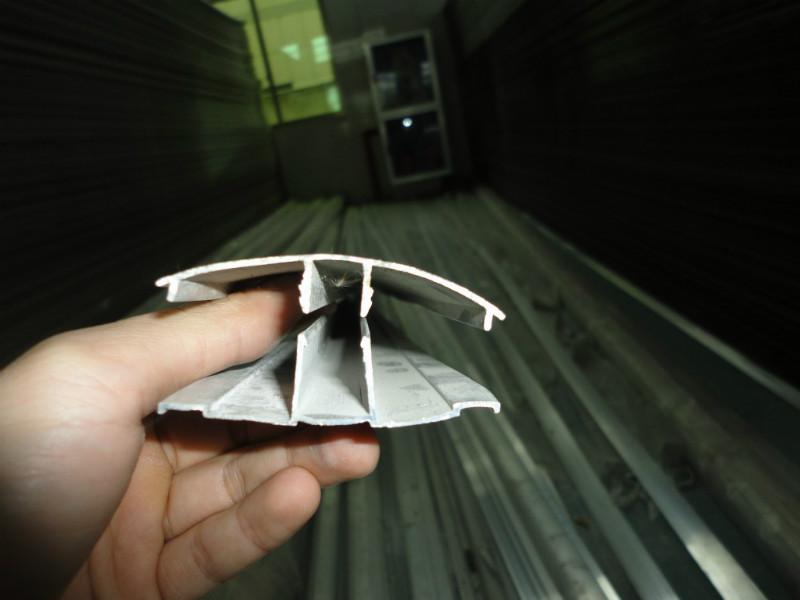 供應(yīng)PC板材的配件