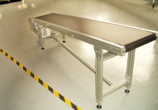 供應(yīng)輸送機(jī)