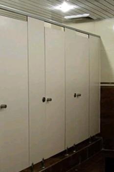 供應(yīng)寧波防潮衛(wèi)浴隔斷