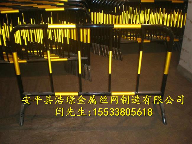 供應(yīng)重慶市政施工臨時(shí)鐵馬護(hù)欄網(wǎng)