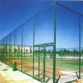 供應全國各地場地包塑圍網/球場圍網/供應球場圍網燈光/網球場圍網
