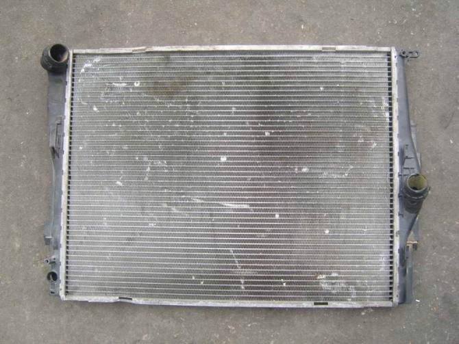 寶馬X5E53水箱拆車件圖片