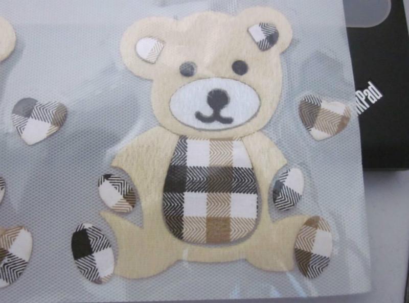 供應(yīng)服裝行業(yè)用貼布繡切割激光裁床機