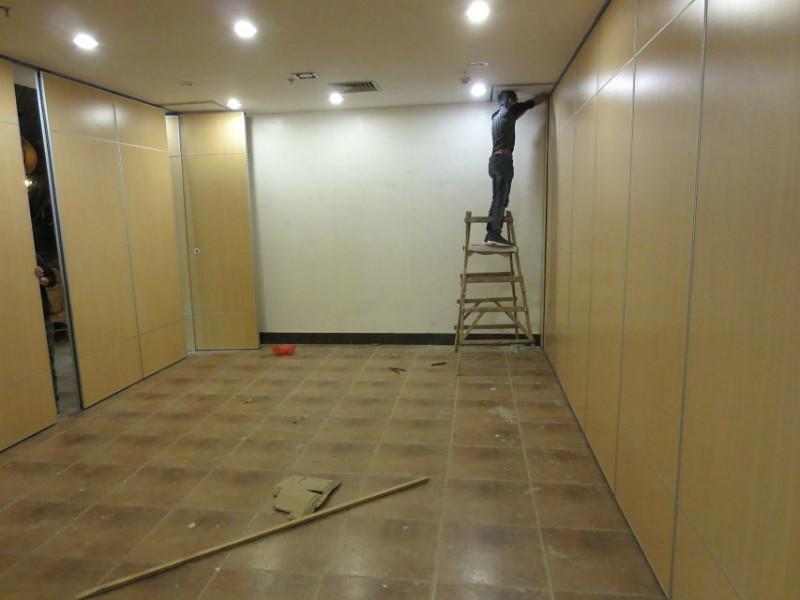 供應(yīng)鎮(zhèn)江酒店活動隔斷批發(fā)，鎮(zhèn)江酒店活動隔斷批發(fā)安裝，