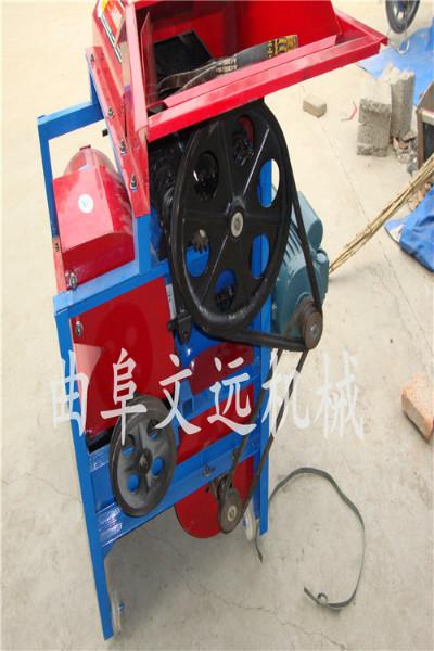 玉米脫皮機(jī)新型玉米脫皮機(jī)圖片