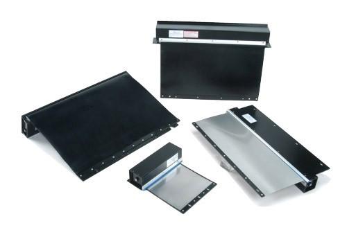 不銹鋼卷簾防護(hù)罩，機(jī)床導(dǎo)軌防護(hù)罩