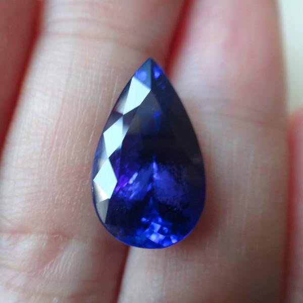 供應(yīng)定制天然坦桑石水滴形裸石絢彩珠寶