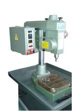 供應(yīng)攻絲機攻牙機五金機械，攻絲機攻牙機五金機械生產(chǎn)廠家