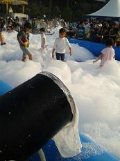 廠家直銷特別的泡沫機(jī)給特別的你