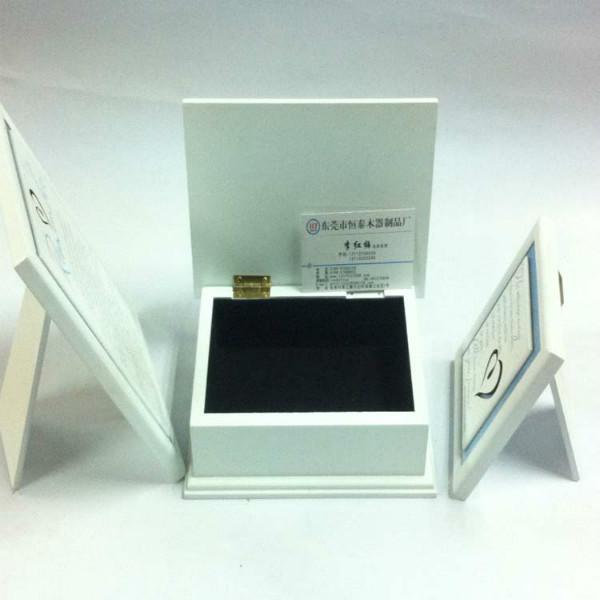 供應(yīng)實(shí)木盒密度板木盒白色烤漆木盒定做 量大從優(yōu)