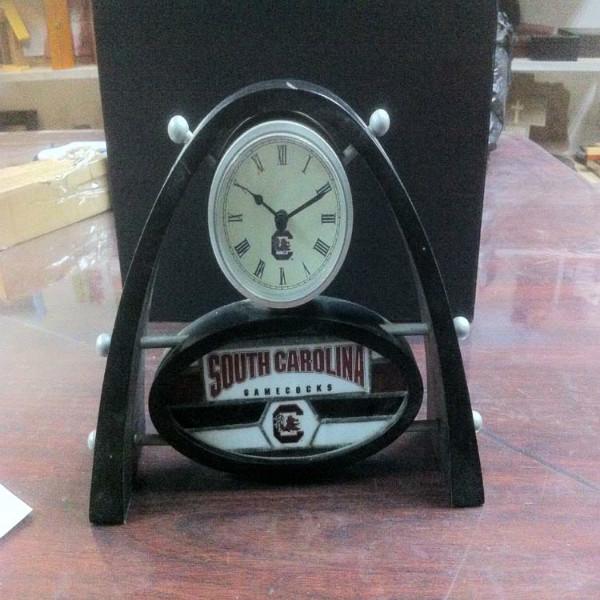 供應(yīng)工藝掛鐘藝術(shù)掛鐘木制鐘表