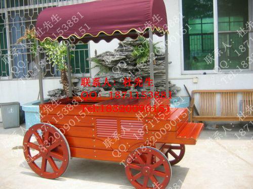 移動(dòng)售貨亭外賣(mài)車(chē)木制售貨亭圖片
