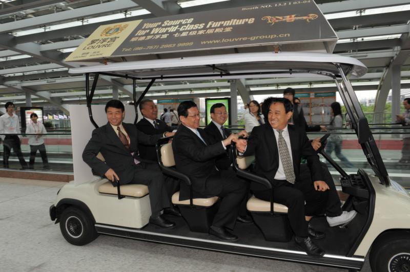 供應(yīng)廣西電動(dòng)車南寧電動(dòng)車觀光車*