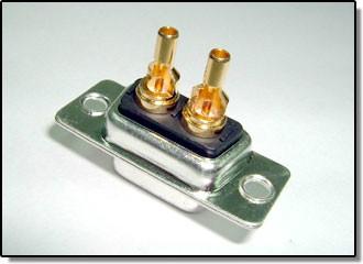 供應大電流D-SUB