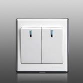 供應(yīng)聯(lián)潤(rùn)A8系列暗裝墻壁開關(guān)插座面板 開關(guān)廠家批發(fā) 墻壁開關(guān)插座