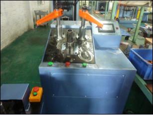 供應(yīng)廣西梧州地區(qū)客戶定子嵌線機(jī) 廣西嵌線機(jī)