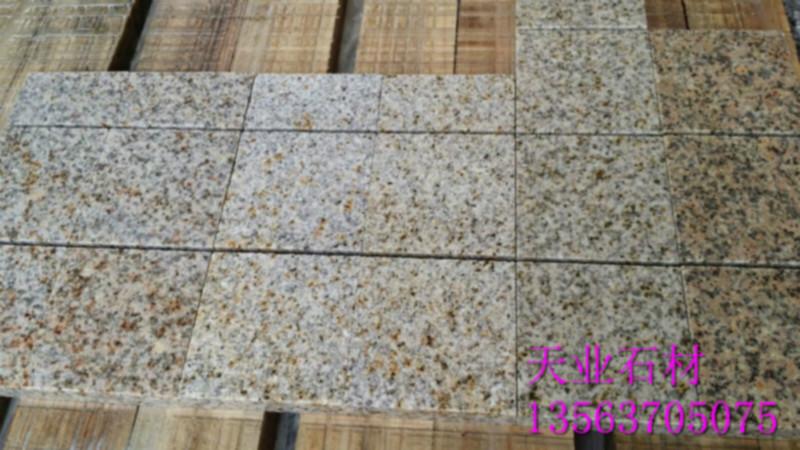 供應(yīng)山東銹石板材 銹石批發(fā)價(jià)格 主要用于廣場(chǎng)鋪地 小區(qū)公園