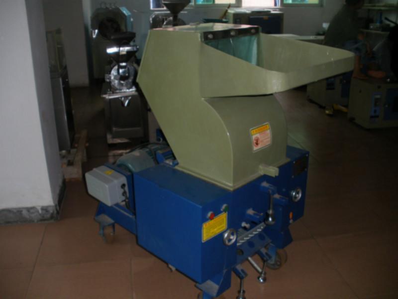 供應(yīng)*破碎機(jī)